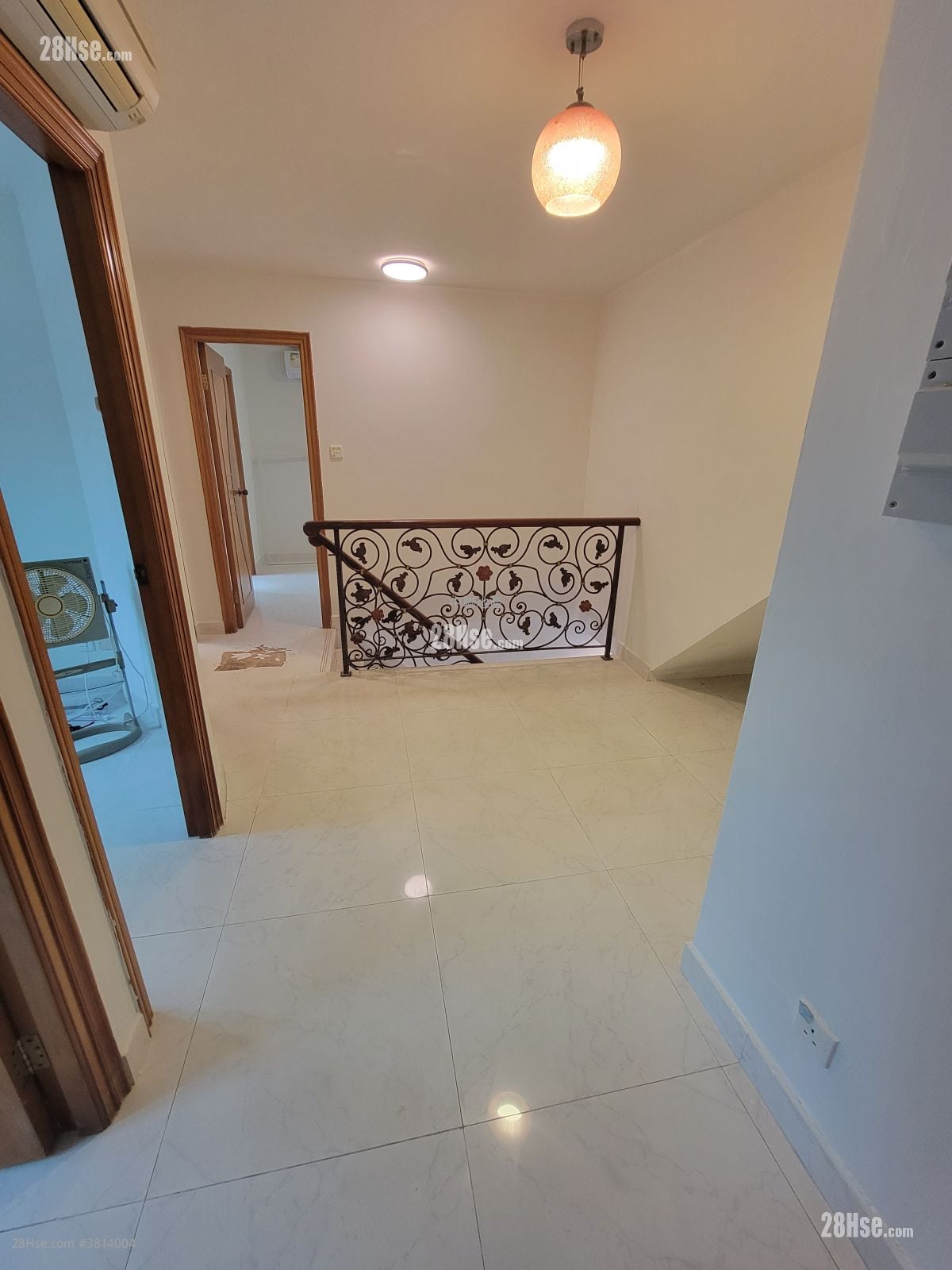 Village Rental 4 Bedrooms , 3 Bathrooms 1,400 ft²