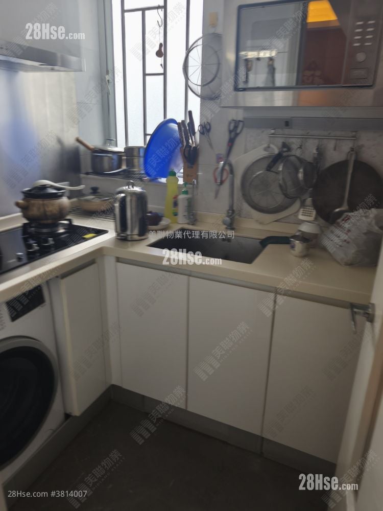 名城 售盘 3 房 , 2 浴室 688 平方尺