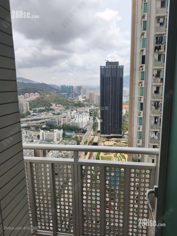 名城 售盘 3 房 , 2 浴室 688 平方尺