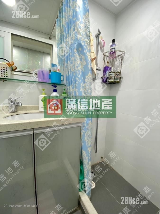Shun Hing Building Sell 2 Bedrooms , 1 Bathroom 291 ft²