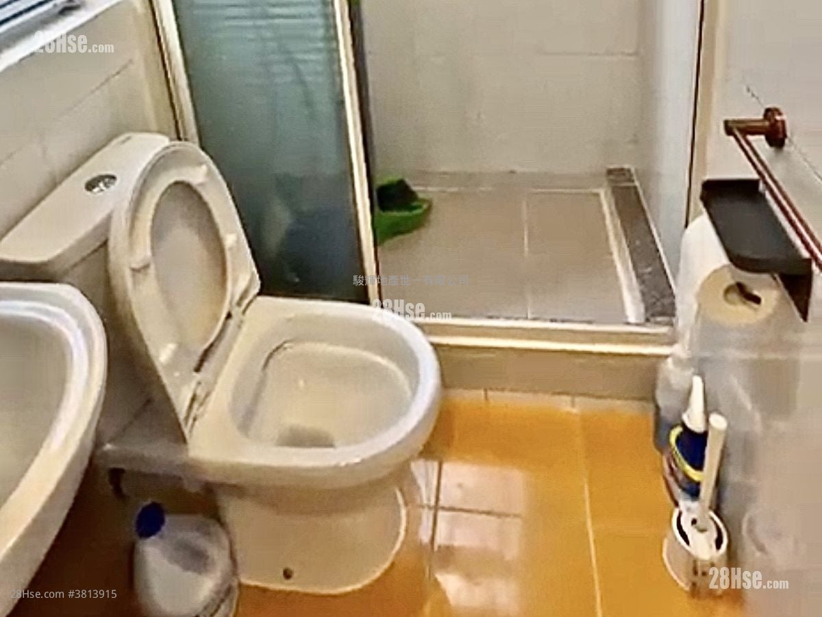 永發大廈 租盤 開放式間隔 , 1 浴室 194 平方呎