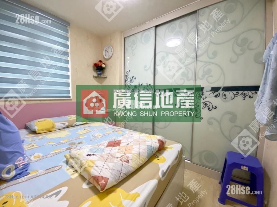 Shun Hing Building Sell 2 Bedrooms , 1 Bathroom 291 ft²