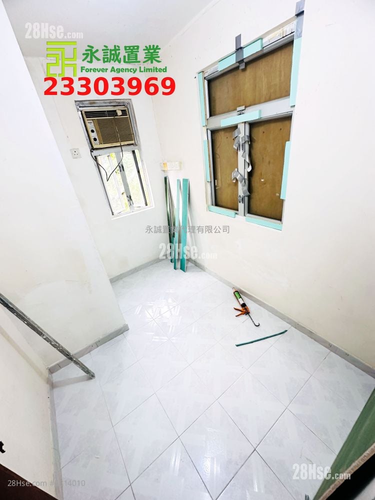 村屋 租盘 4 房 , 2 浴室