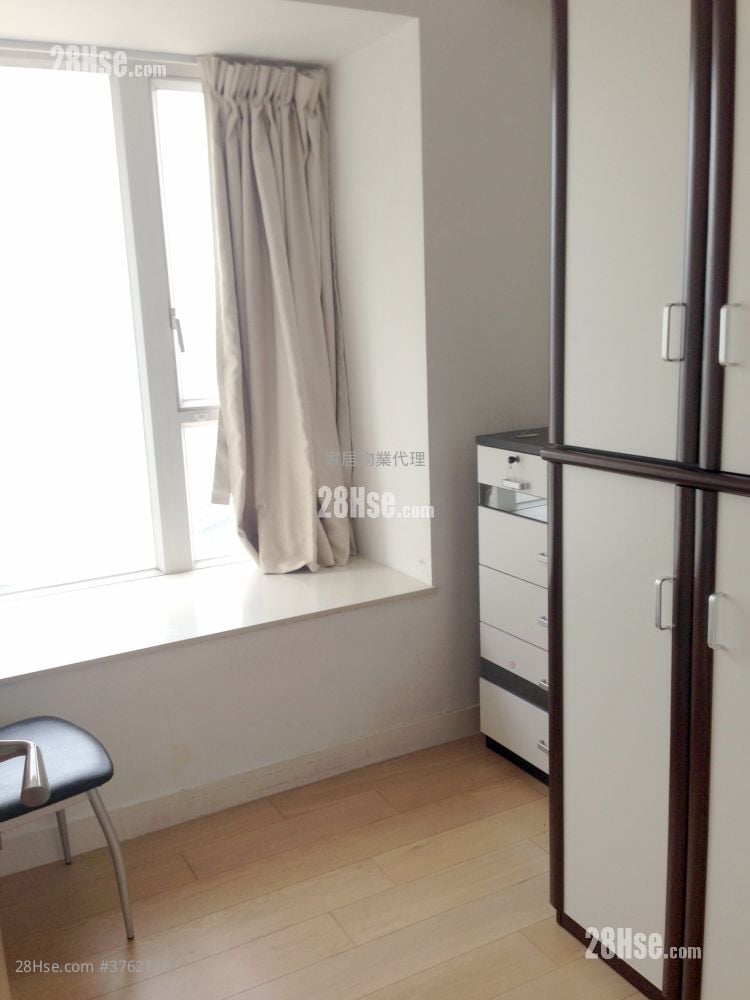 Island Lodge Sell 3 Bedrooms , 2 Bathrooms 853 ft²