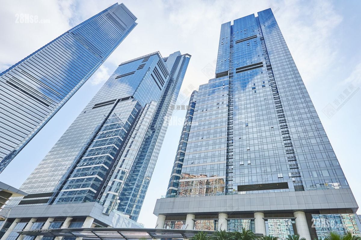 The Cullinan Rental 4 Bedrooms , 3 Bathrooms 1,530 ft²