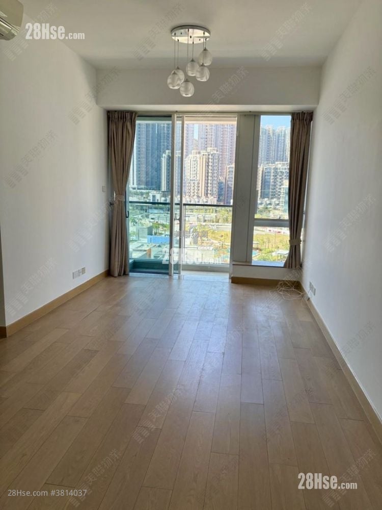 Monterey 租盤 3 房 , 2 浴室 737 平方呎