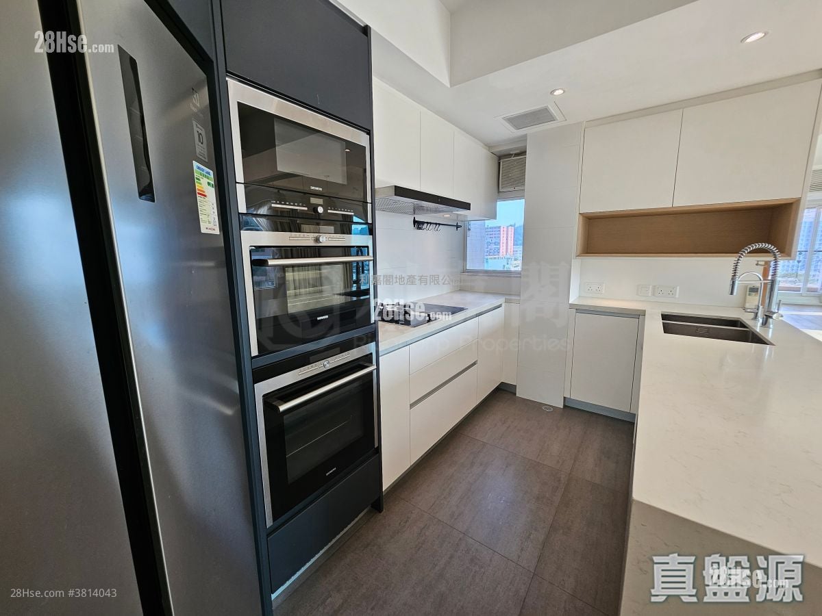 The Astrid Sell 3 Bedrooms 1,830 ft²