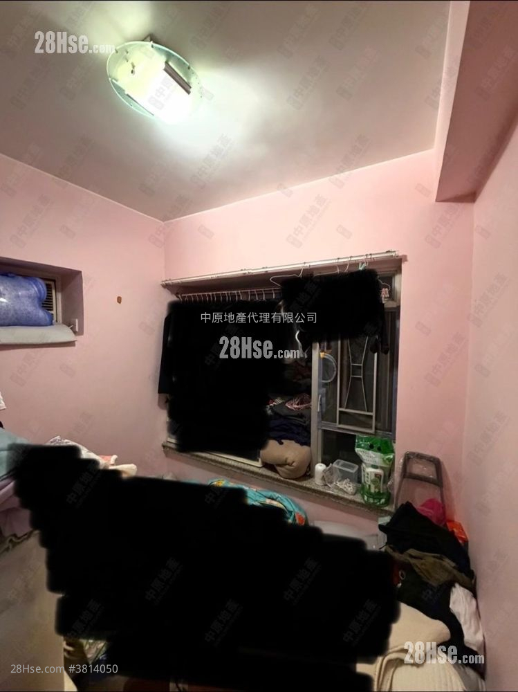 Kingswood Villas Sell 2 Bedrooms 446 ft²