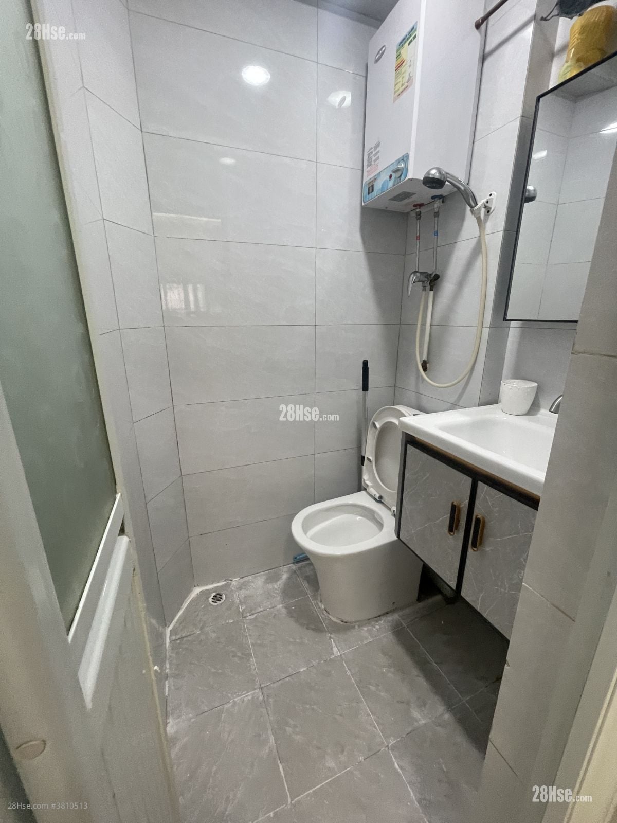 馬頭圍道唐樓 租盤 1 房 , 1 浴室 190 平方呎