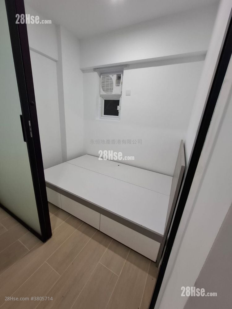 Tung Fat Building Rental 1 Bedroom , 1 Bathroom 140 ft²