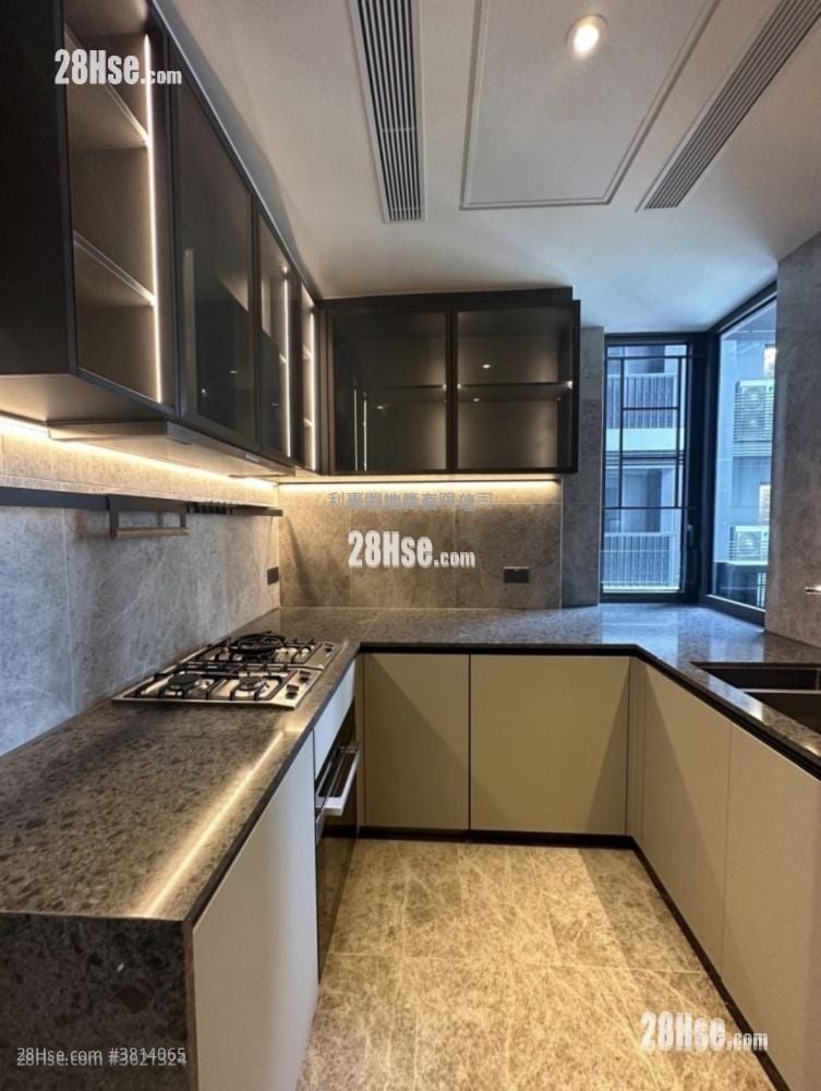 天泷 售盘 3 房 635 平方尺