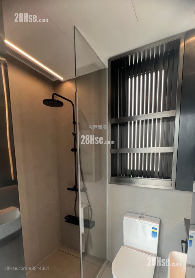 Larchwood Rental 1 Bedroom , 1 Bathroom 267 ft²