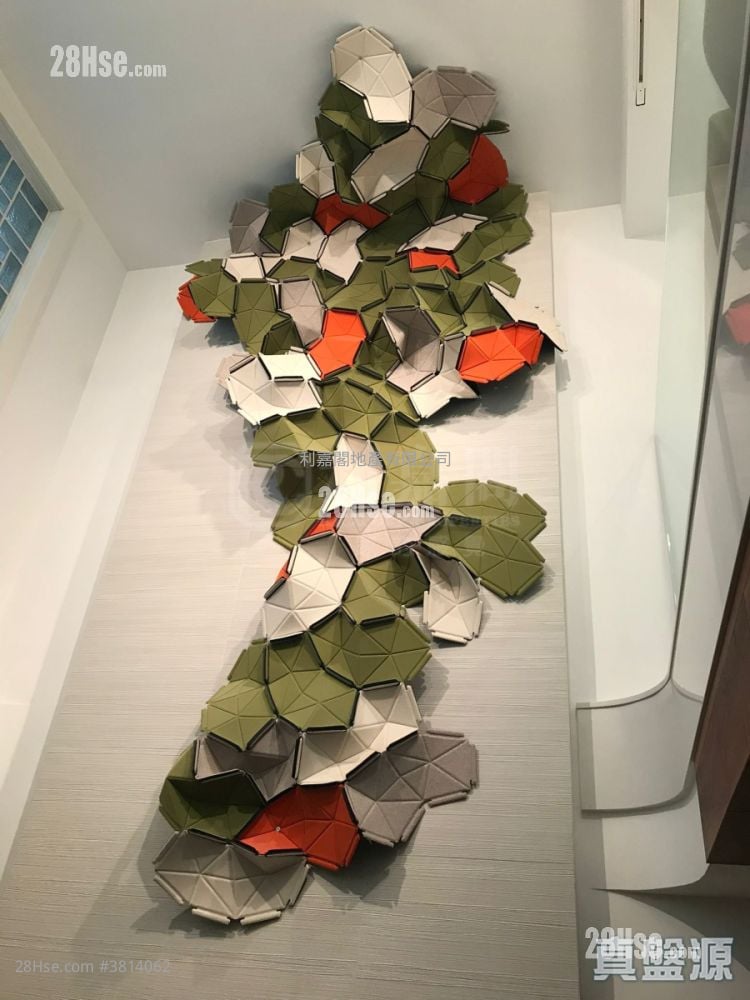 渭州道5号 售盘 5+ 房 5,767 平方尺