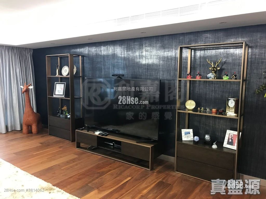 渭州道5号 售盘 5+ 房 5,767 平方尺