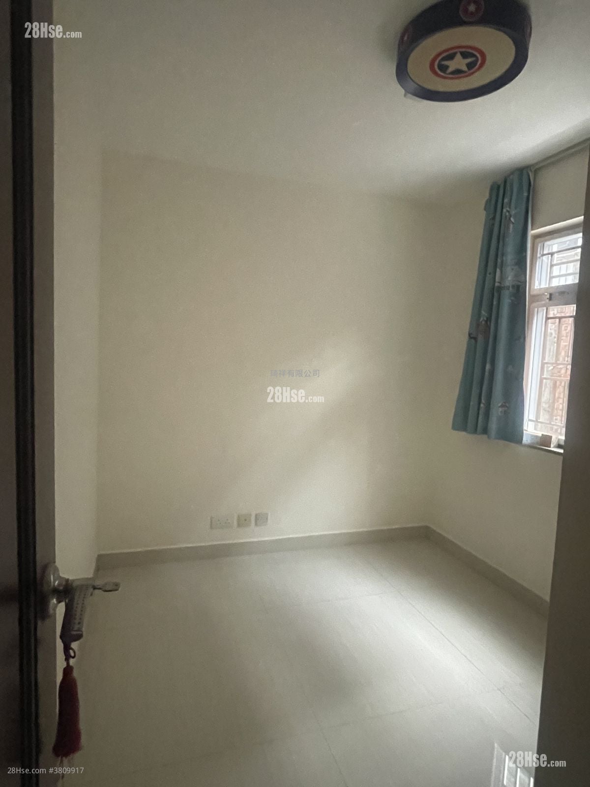 Village Sell 3 Bedrooms , 2 Bathrooms 700 ft²