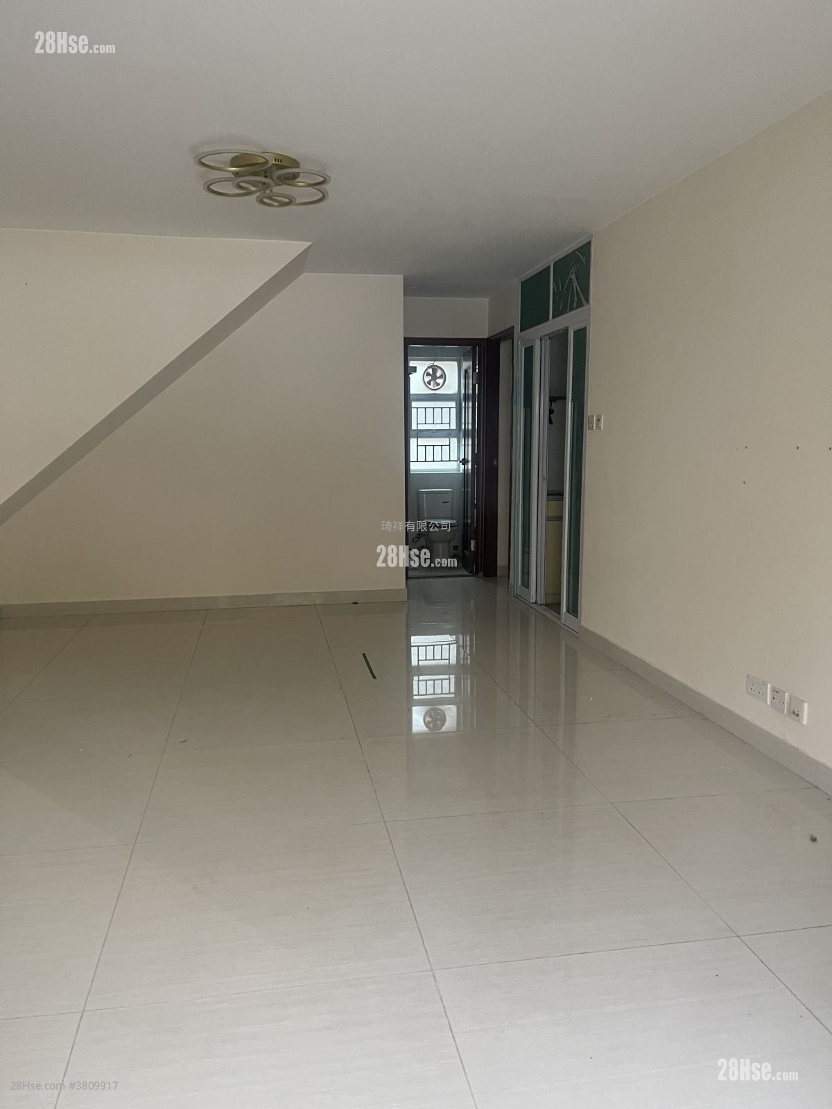 Village Sell 3 Bedrooms , 2 Bathrooms 700 ft²