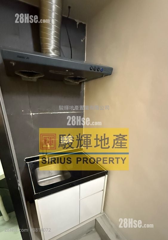 Hing Wong Mansion Rental 1 Bedroom 150 ft²