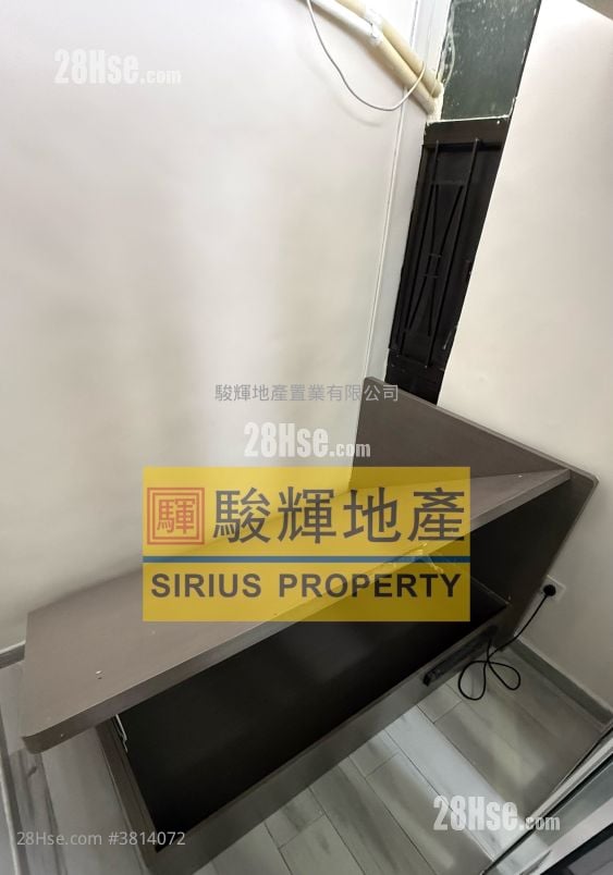 Hing Wong Mansion Rental 1 Bedroom 150 ft²