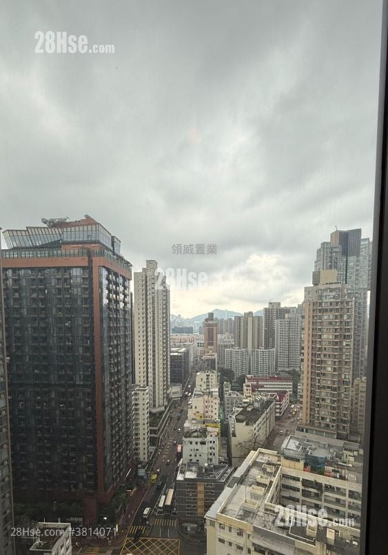 傲形 租盘 1 房 , 1 浴室 246 平方尺