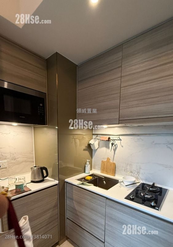 傲形 租盘 1 房 , 1 浴室 246 平方尺