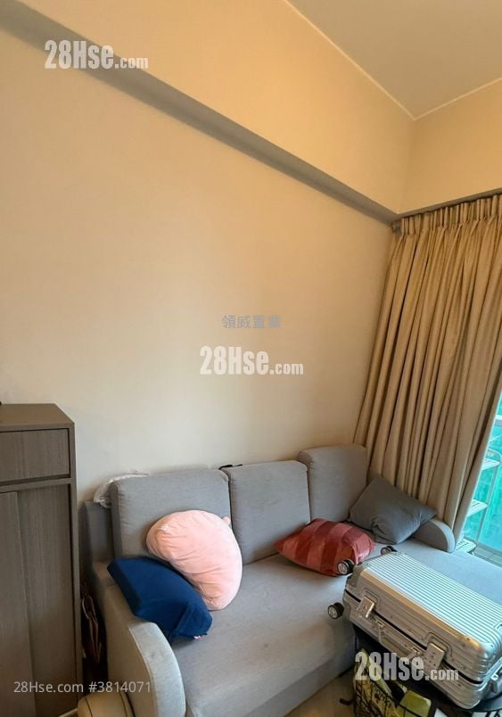 傲形 租盘 1 房 , 1 浴室 246 平方尺