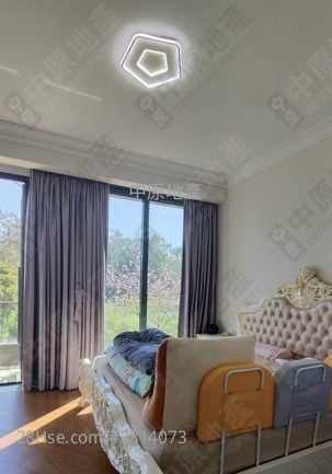 Eden Manor Sell 5+ Bedrooms , 4 Bathrooms 2,635 ft²