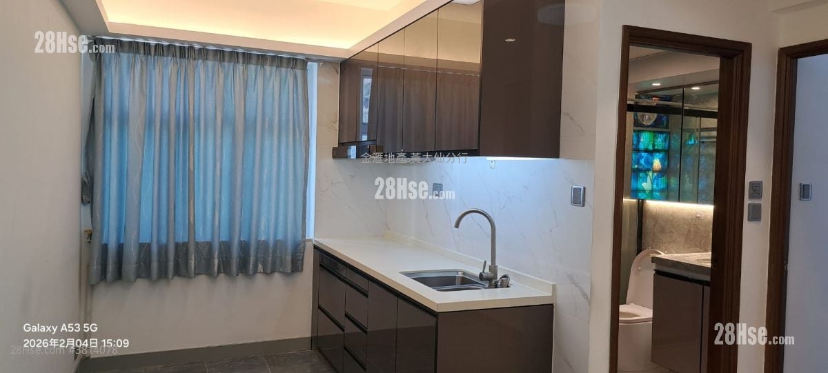 On Lee Building Sell 1 Bedroom 325 ft²