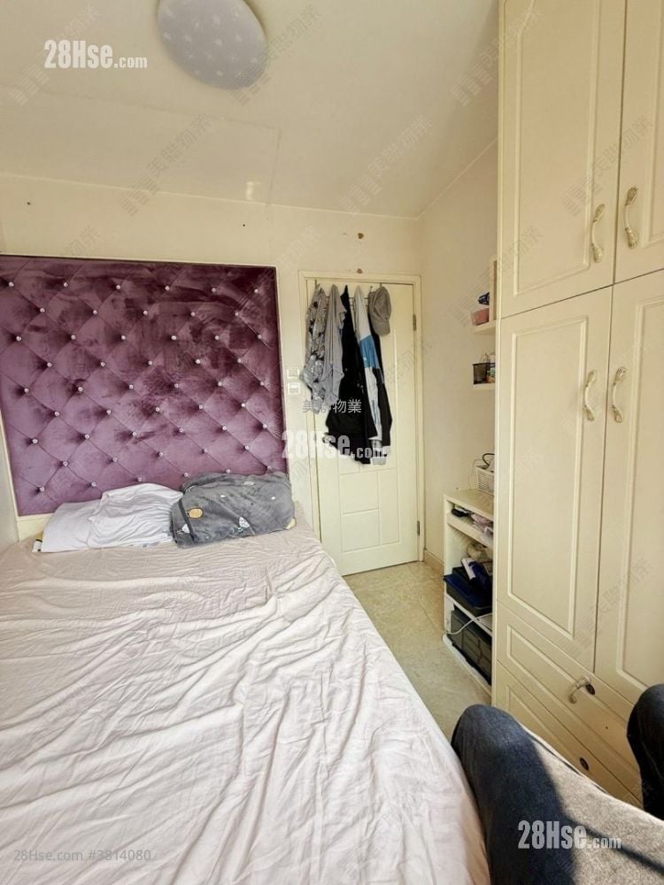 新葵芳花園 售盤 2 房 , 1 浴室 415 平方呎