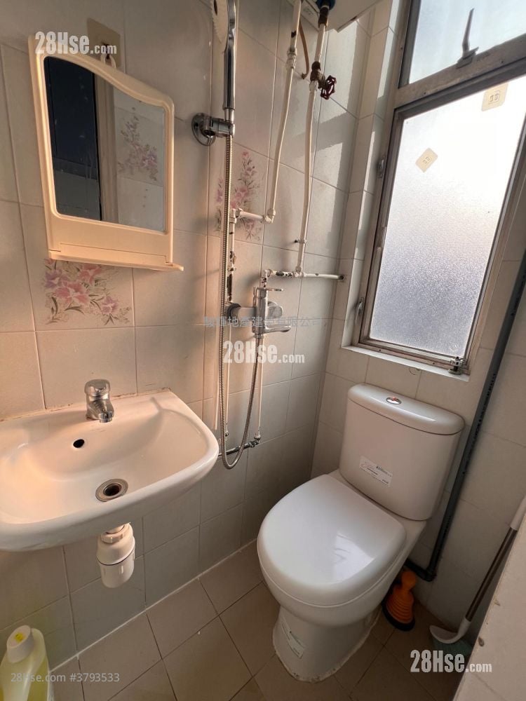 Shui Fung Building Rental Studio , 1 Bathroom 237 ft²