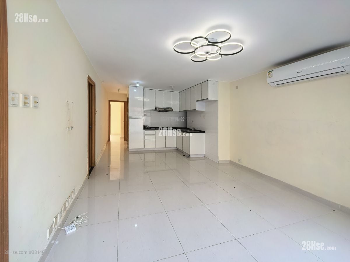 村屋 租盘 3 房 , 2 浴室