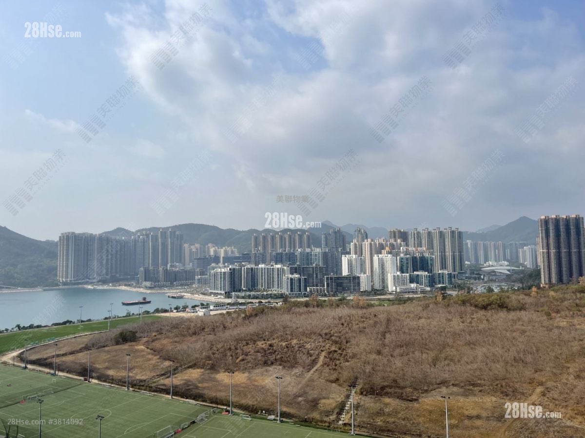 致蓝天 售盘 4 房 , 2 浴室 943 平方尺