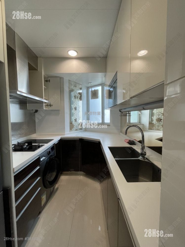 致蓝天 售盘 4 房 , 2 浴室 943 平方尺