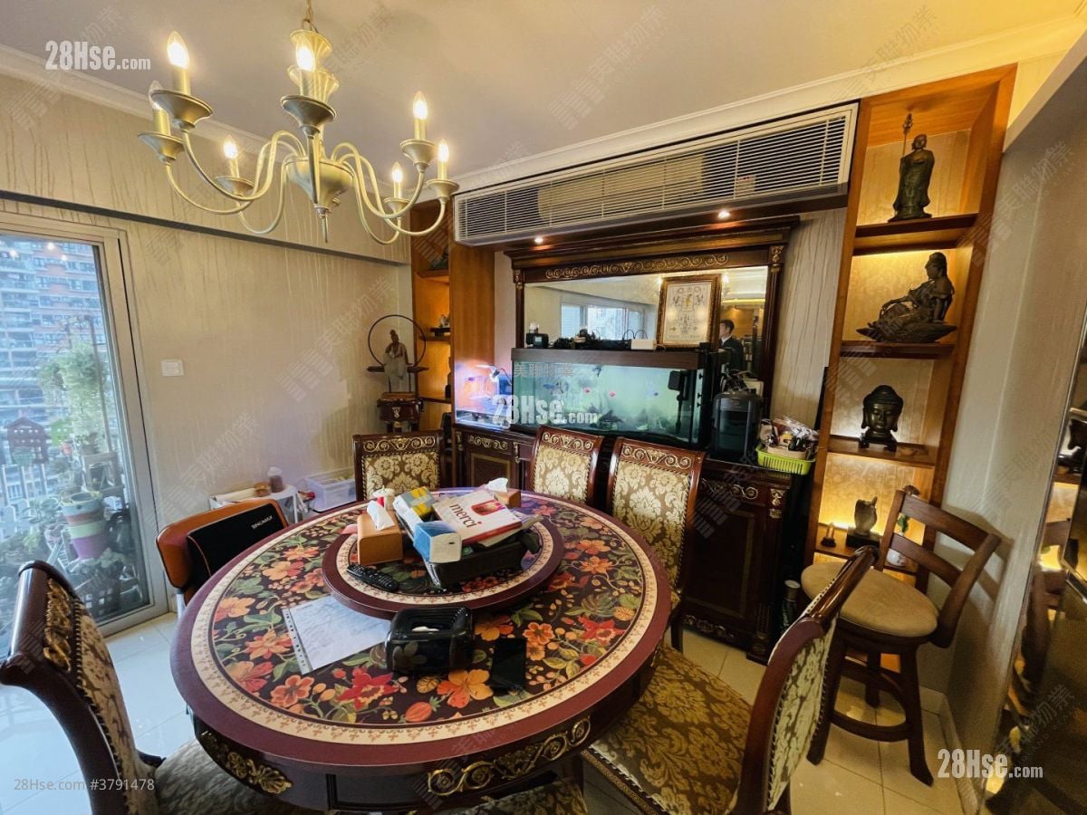 Julimount Garden Sell 3 Bedrooms , 2 Bathrooms 1,592 ft²