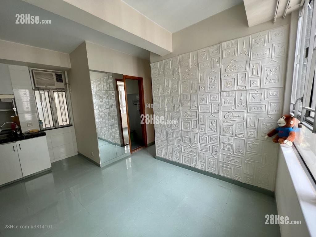 得宝花园 售盘 2 房 381 平方尺