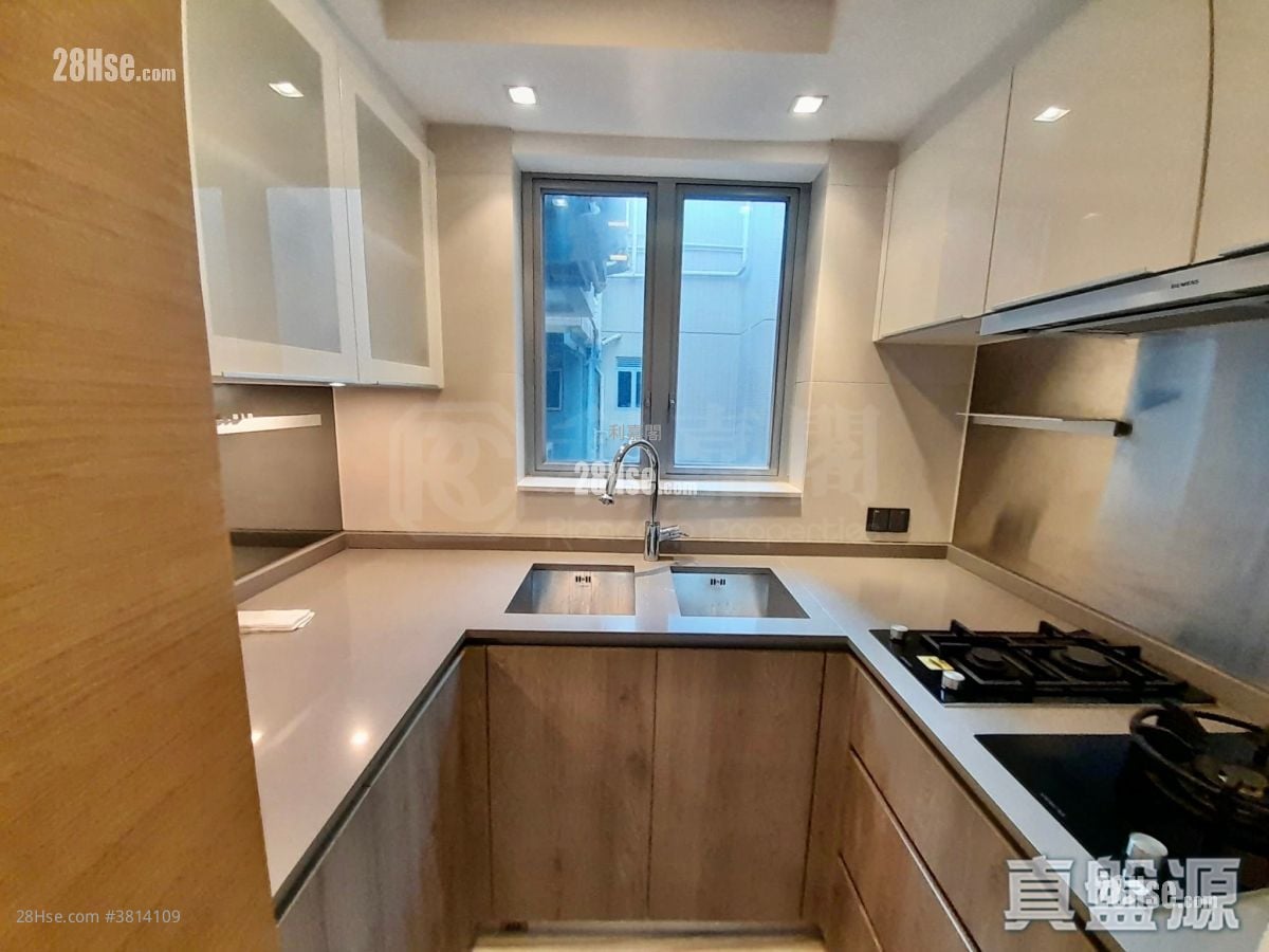 Park Yoho Sell 3 Bedrooms 636 ft²