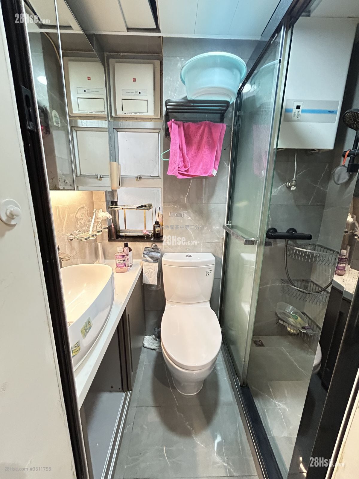 Tsuen Wan Centre Sell 380 ft²