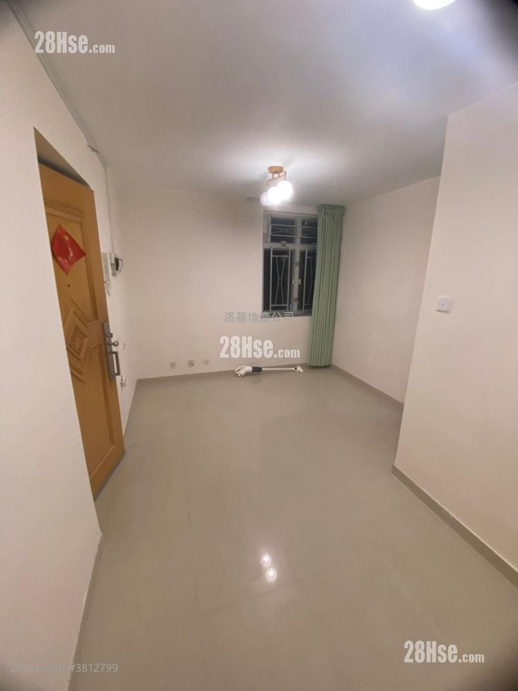 Amoy Gardens Rental 2 Bedrooms , 1 Bathroom 375 ft²