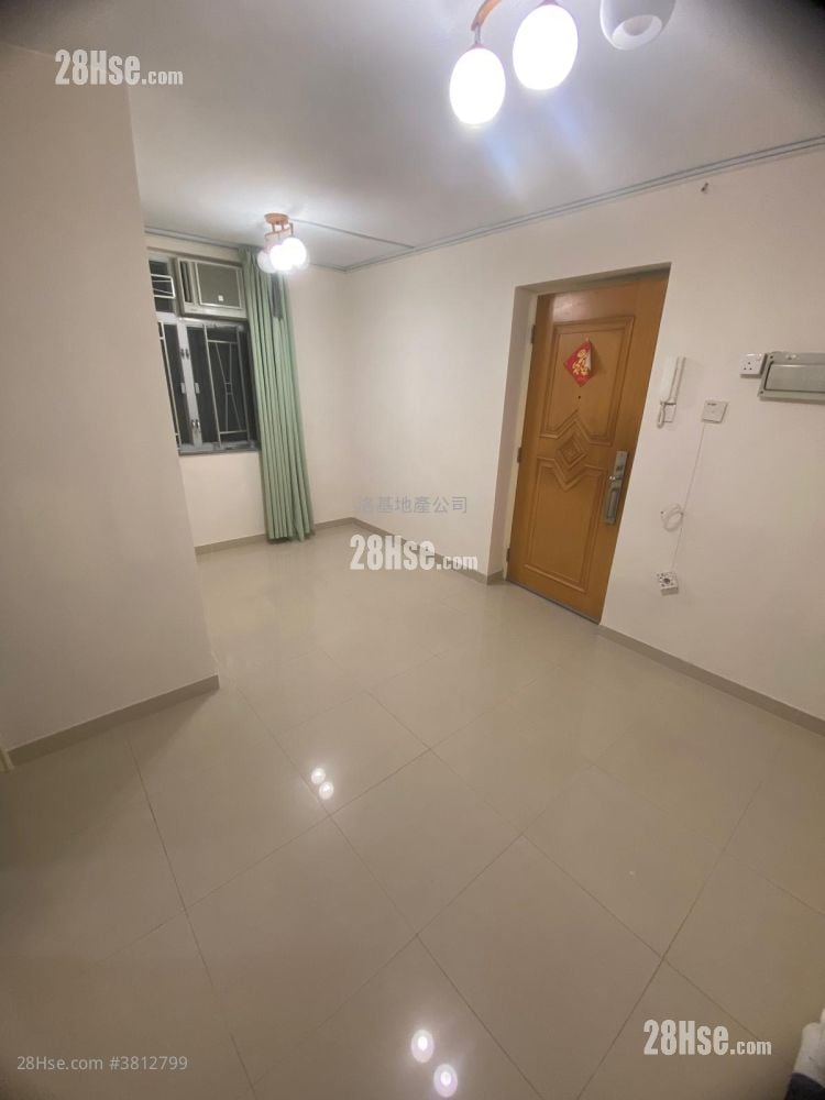 Amoy Gardens Rental 2 Bedrooms , 1 Bathroom 375 ft²