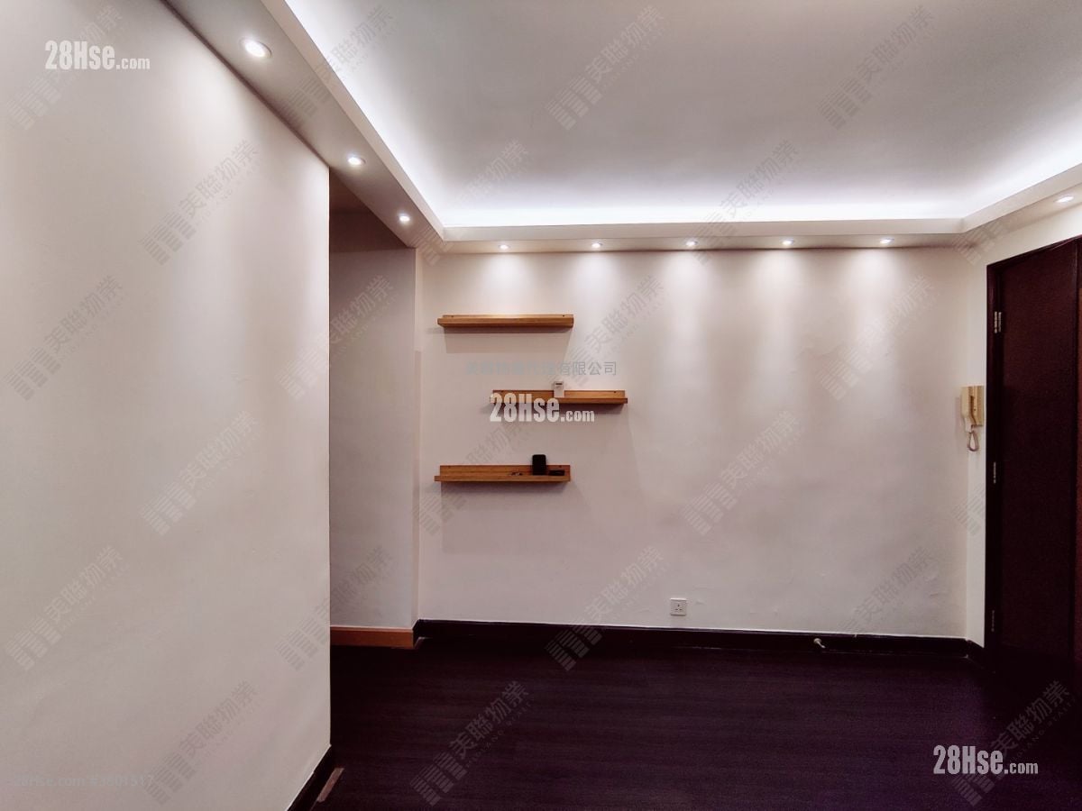 Mei Foo Sun Chuen Rental 2 Bedrooms , 1 Bathroom 511 ft²