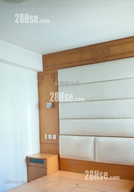 Fulrich Garden Sell 2 Bedrooms 522 ft²