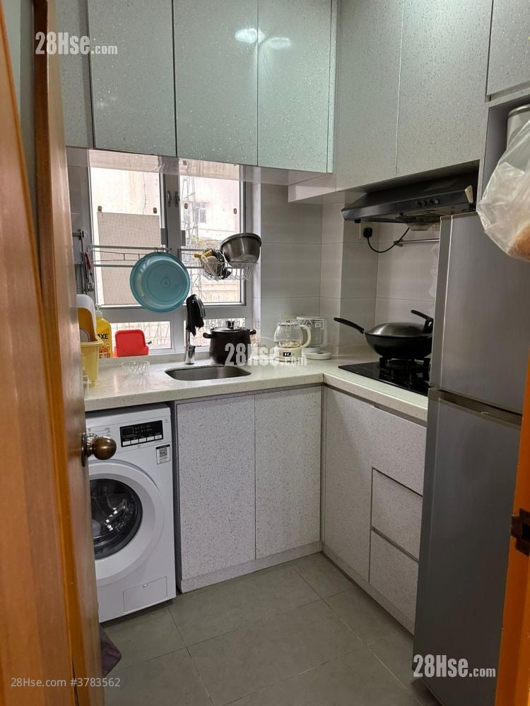 Hang Ying House Rental 2 Bedrooms , 1 Bathroom 446 ft²