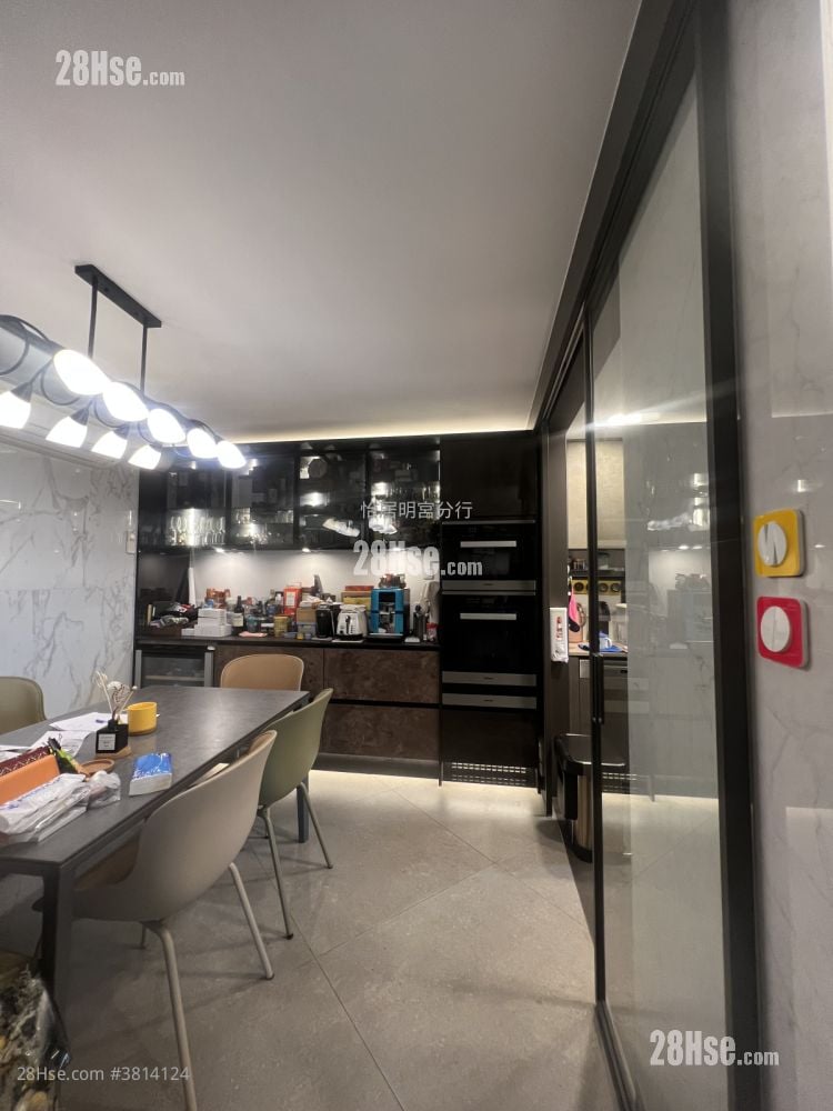 Taikoo Shing Sell 4 Bedrooms , 2 Bathrooms 1,114 ft²