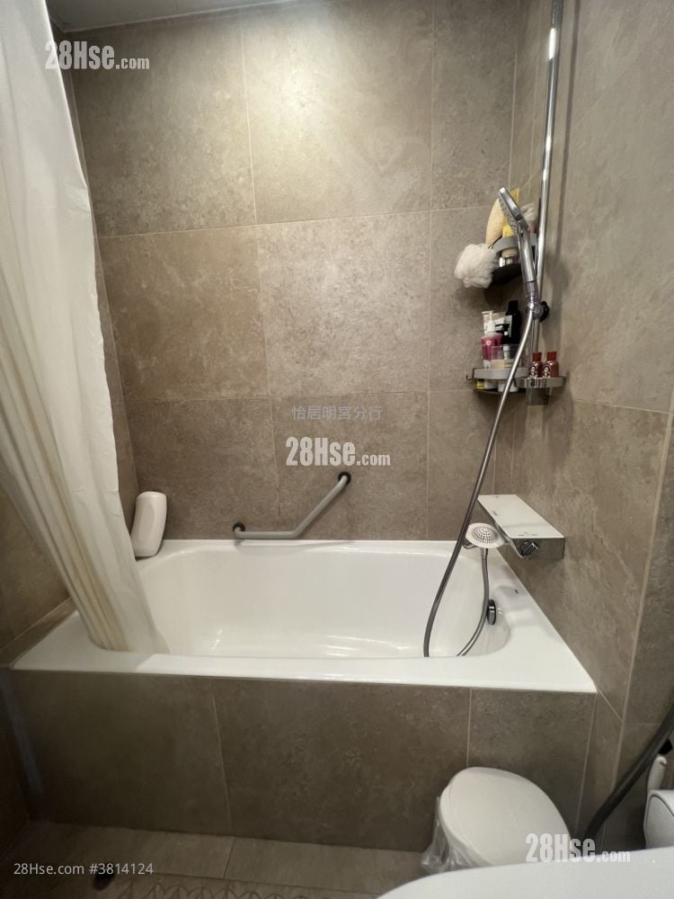 Taikoo Shing Sell 4 Bedrooms , 2 Bathrooms 1,114 ft²