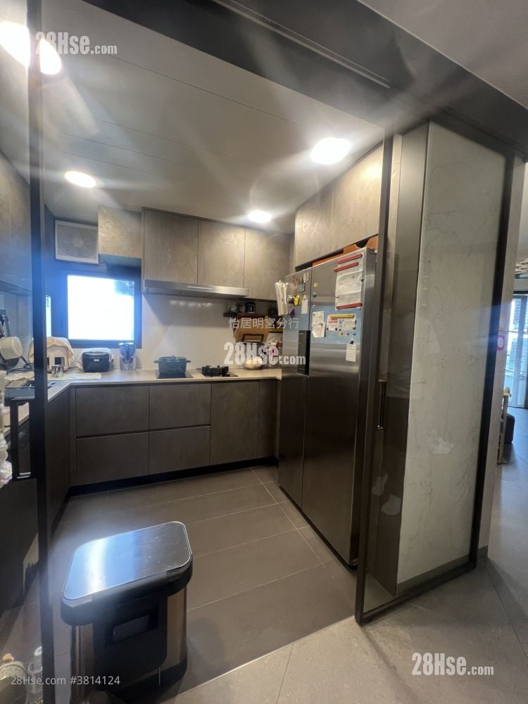 Taikoo Shing Sell 4 Bedrooms , 2 Bathrooms 1,114 ft²