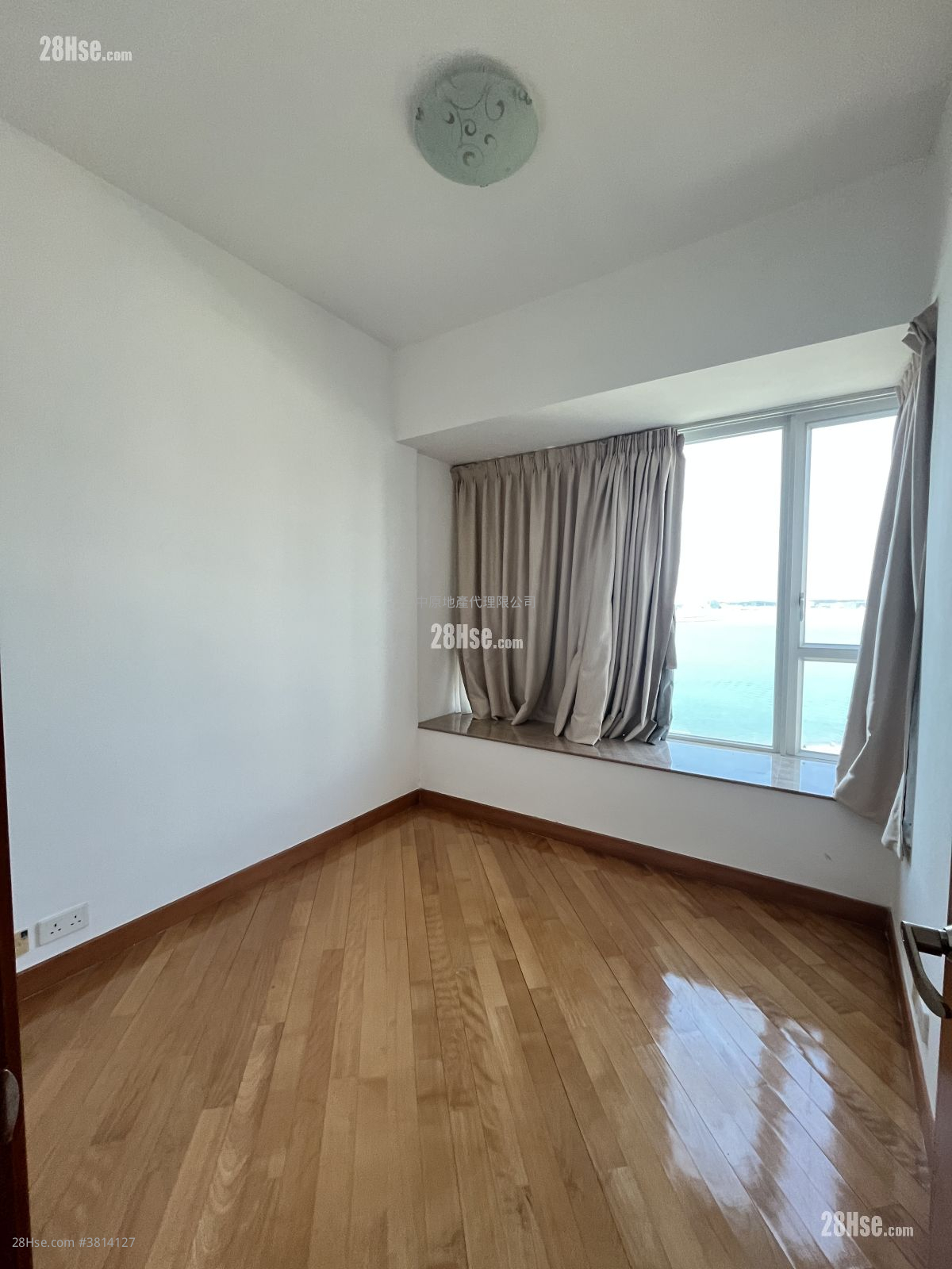 蓝天海岸 租盘 2 房 , 1 浴室 568 平方尺