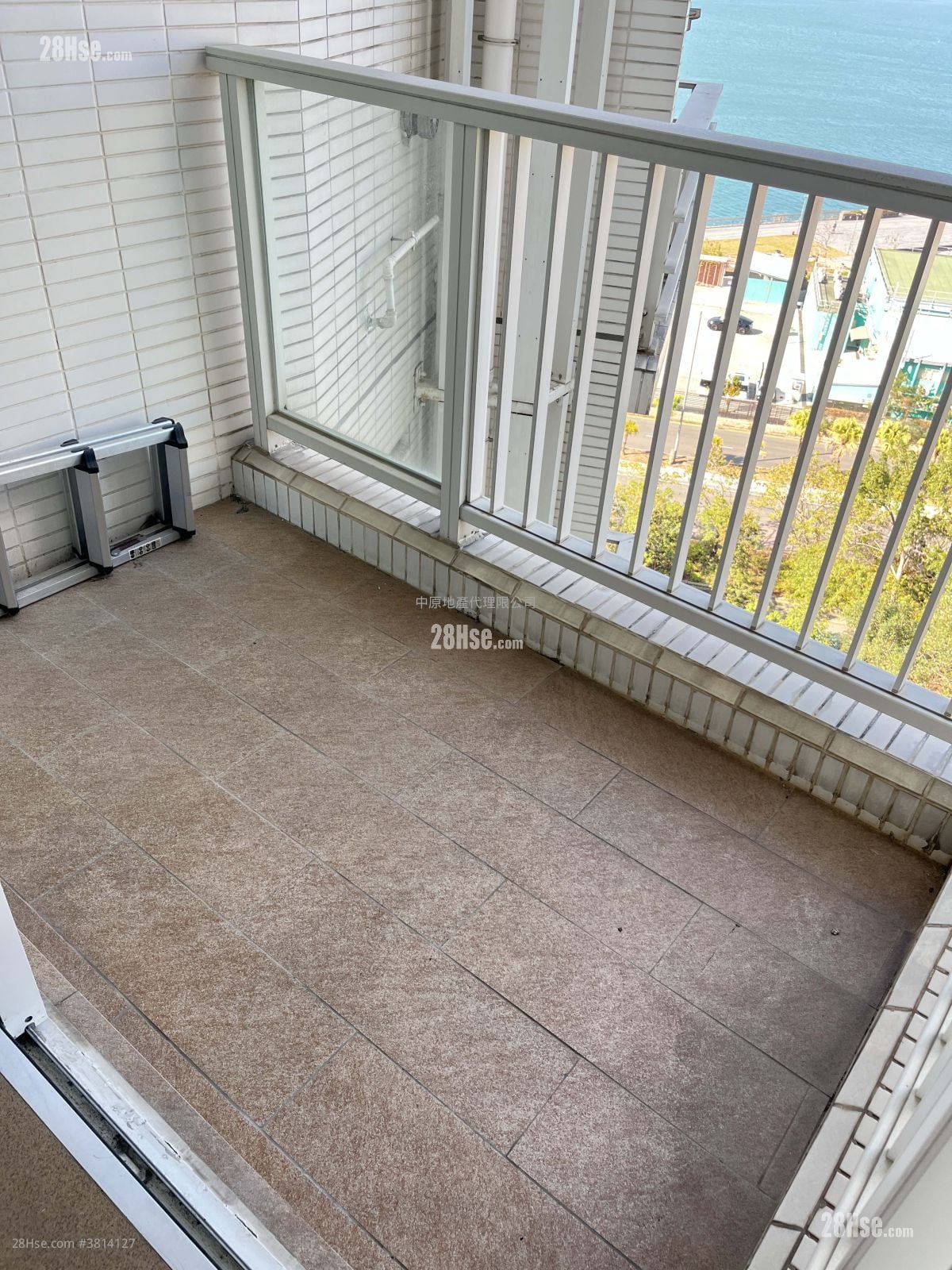 蓝天海岸 租盘 2 房 , 1 浴室 568 平方尺