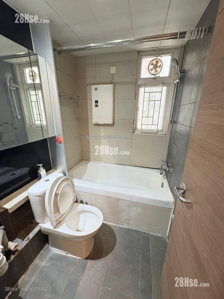 新港豪庭 租盘 3 房 , 1 浴室 464 平方尺