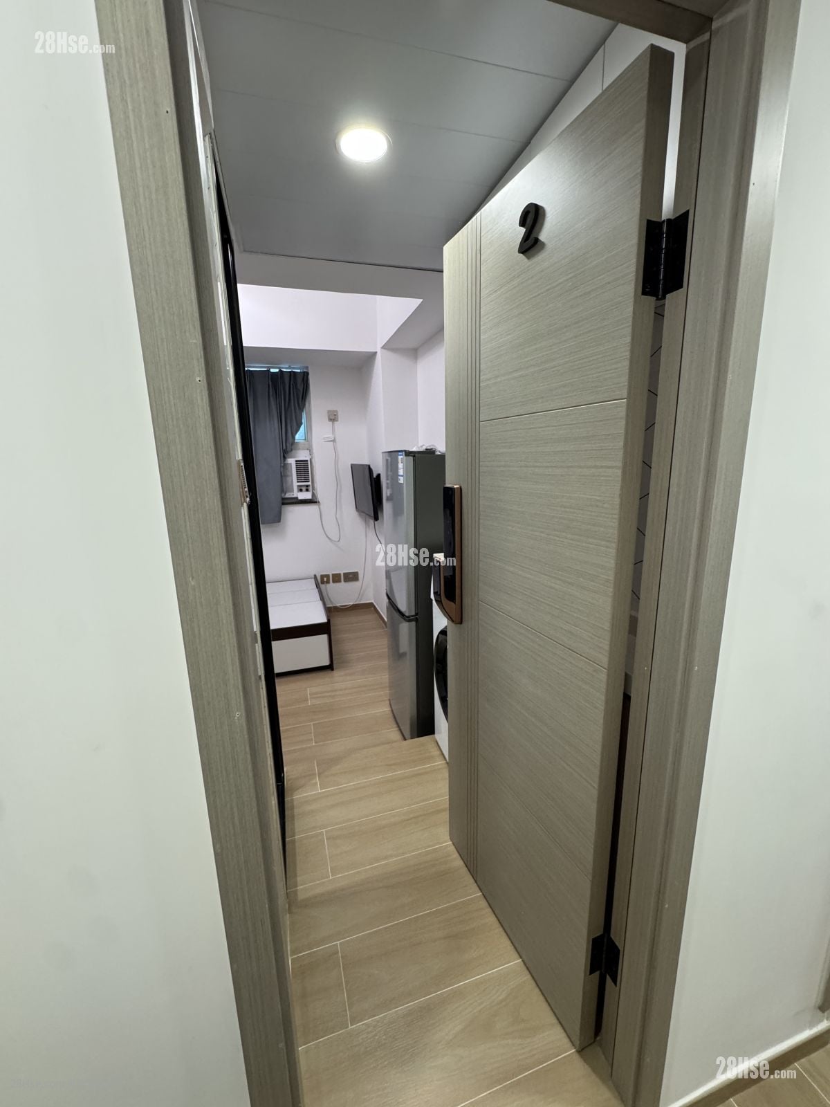 联和大厦 租盘 1 房 , 1 浴室 160 平方尺