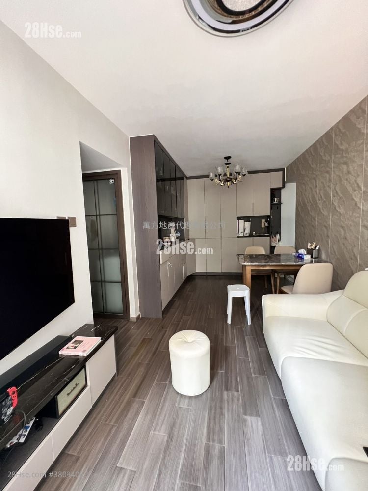 愉翠苑 售盤 3 房 , 2 浴室 650 平方呎