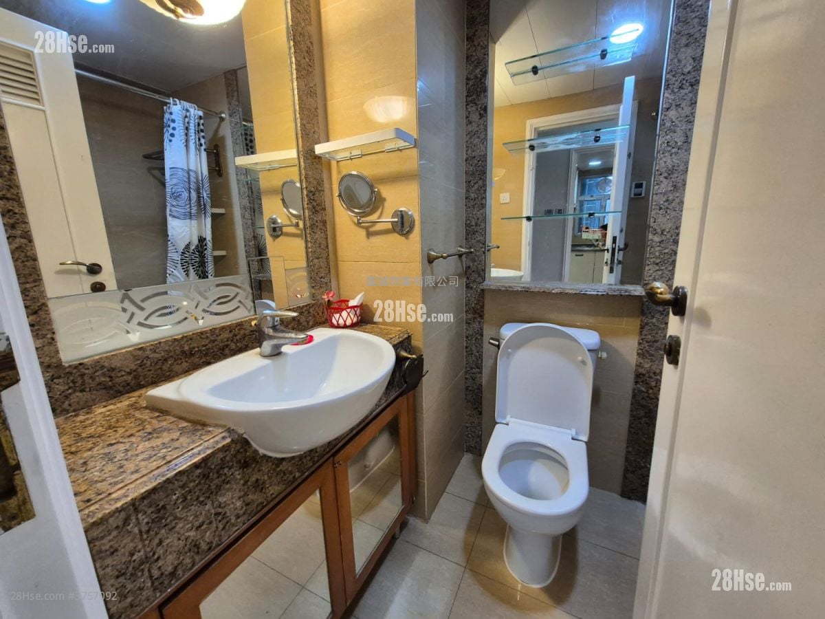 傲云峰 售盘 2 房 , 1 浴室 452 平方尺